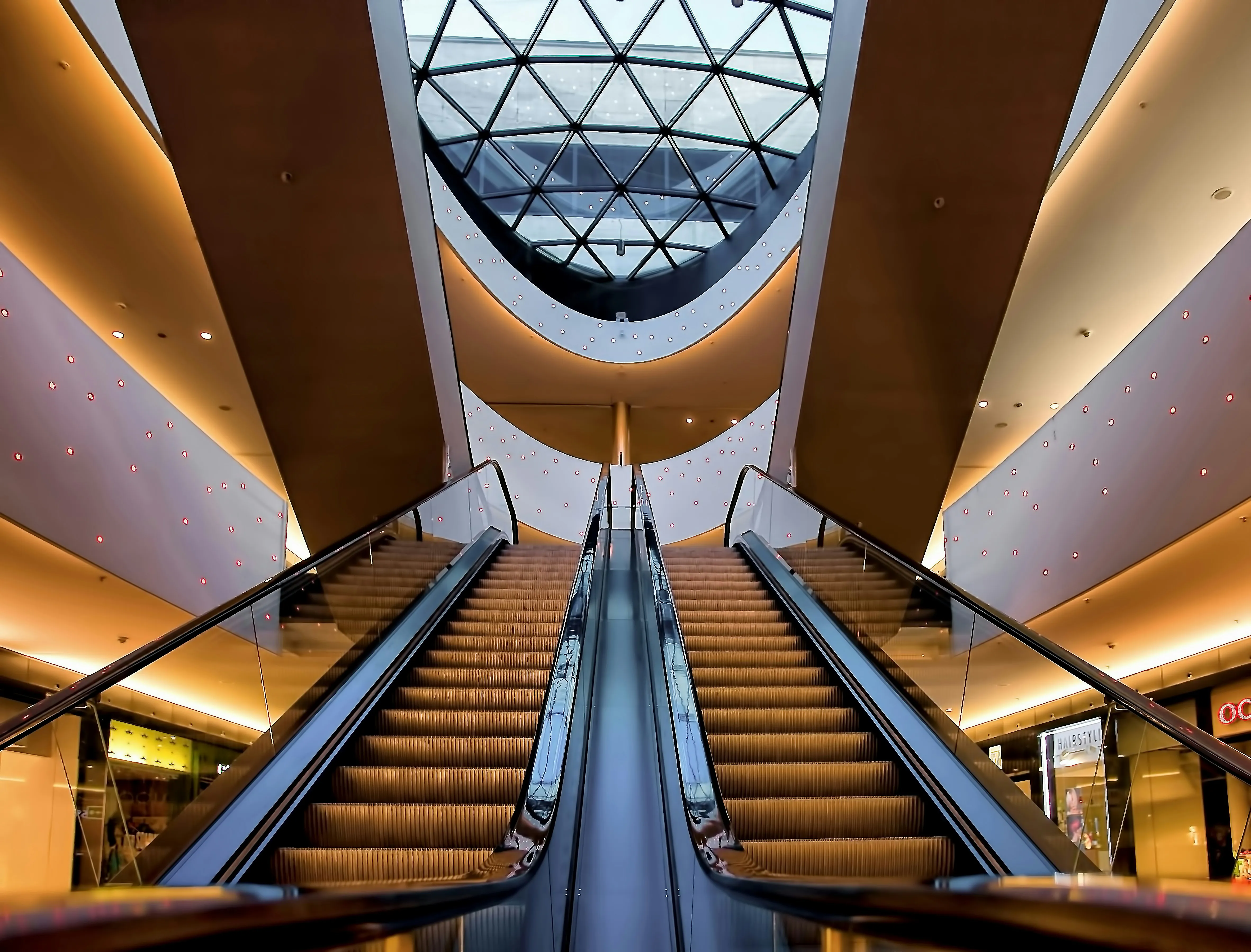 Bayshore mall corridor interior
