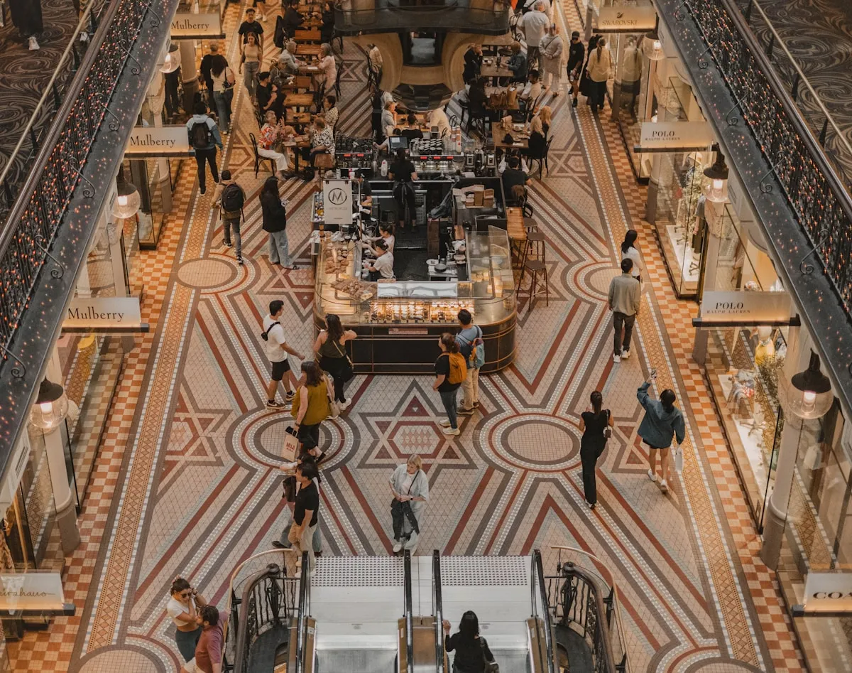 Bayshore Shopping Centre