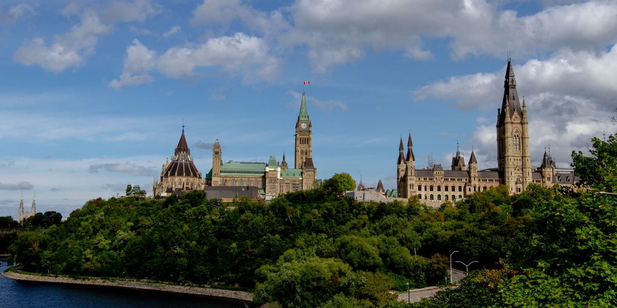Best Rooftop Bars in Ottawa: 9 Spots Worth the View