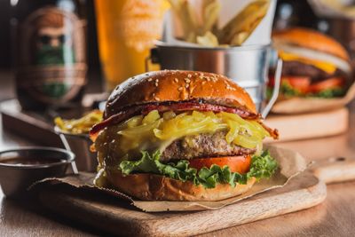 Best Burgers in Ottawa: Complete Guide to the Capital's Top Burger Spots