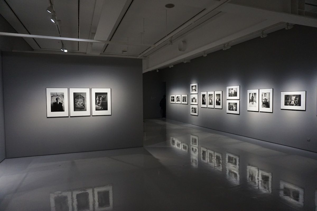 Camera and the City Exhibition: Urban Photography at National Gallery of Canada