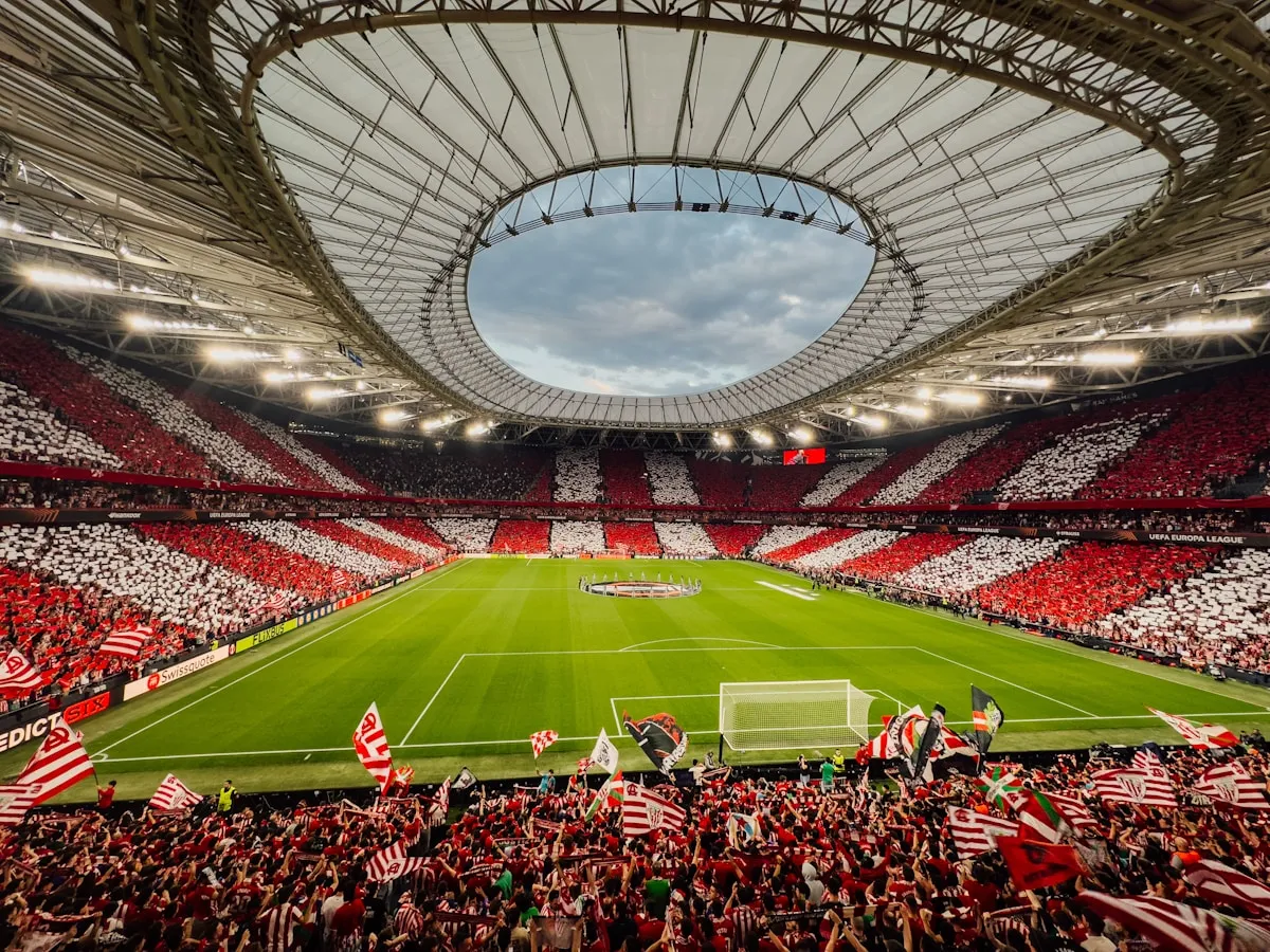 Basketball arena crowd Ottawa