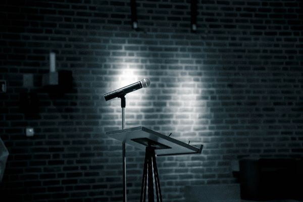 Stand-up Comedy in Ottawa Complete Guide