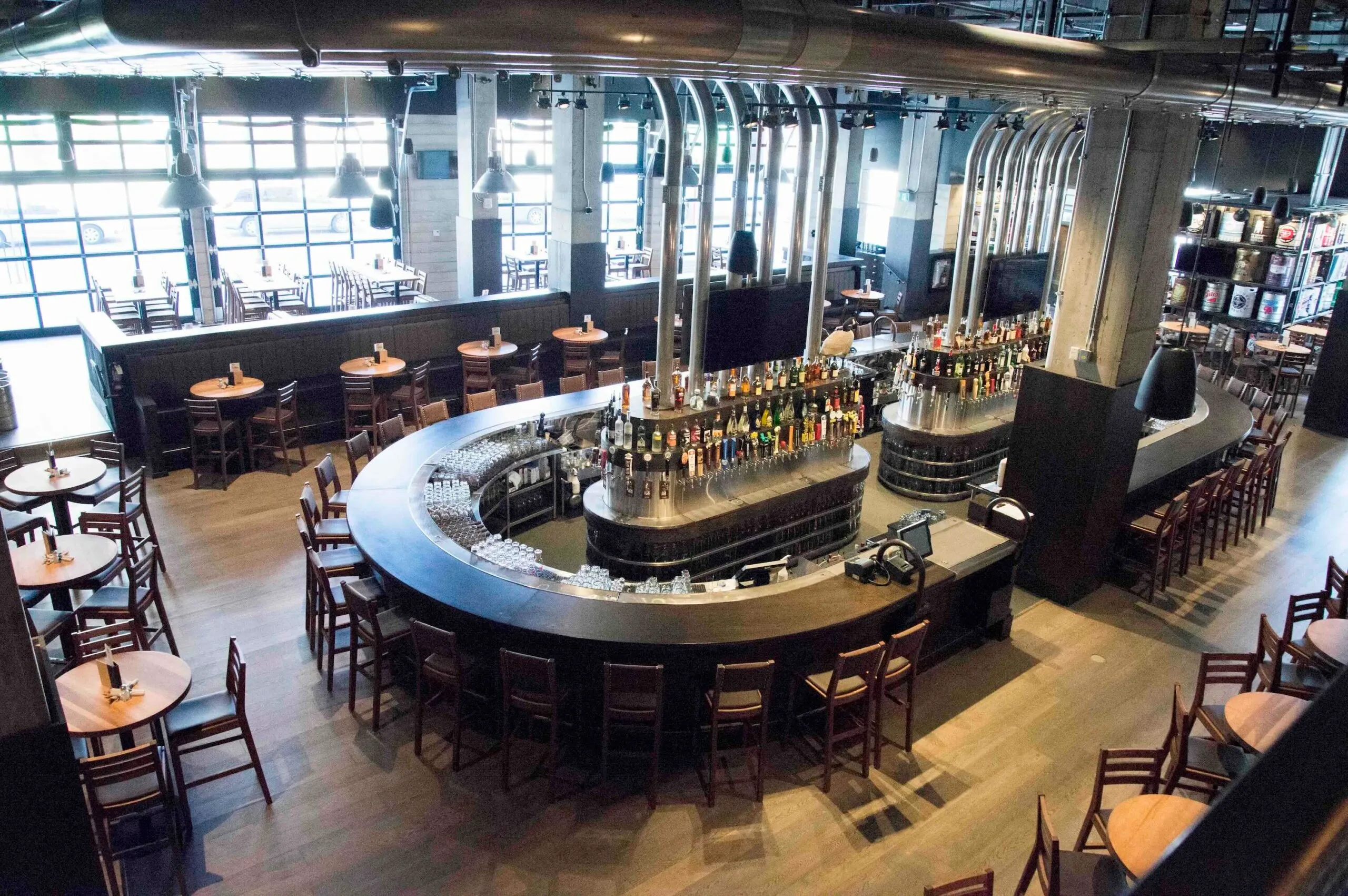 CRAFT Beer Market Ottawa bar interior