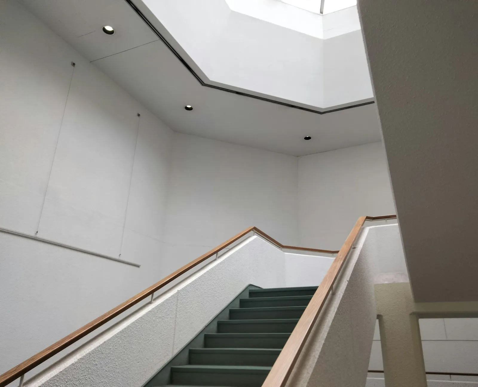 Modern museum interior with skylight.