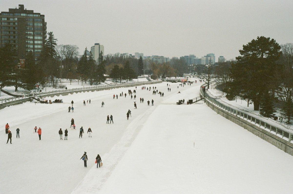 Rideau Canal Skateway: World's Largest Ice Rink Complete Guide