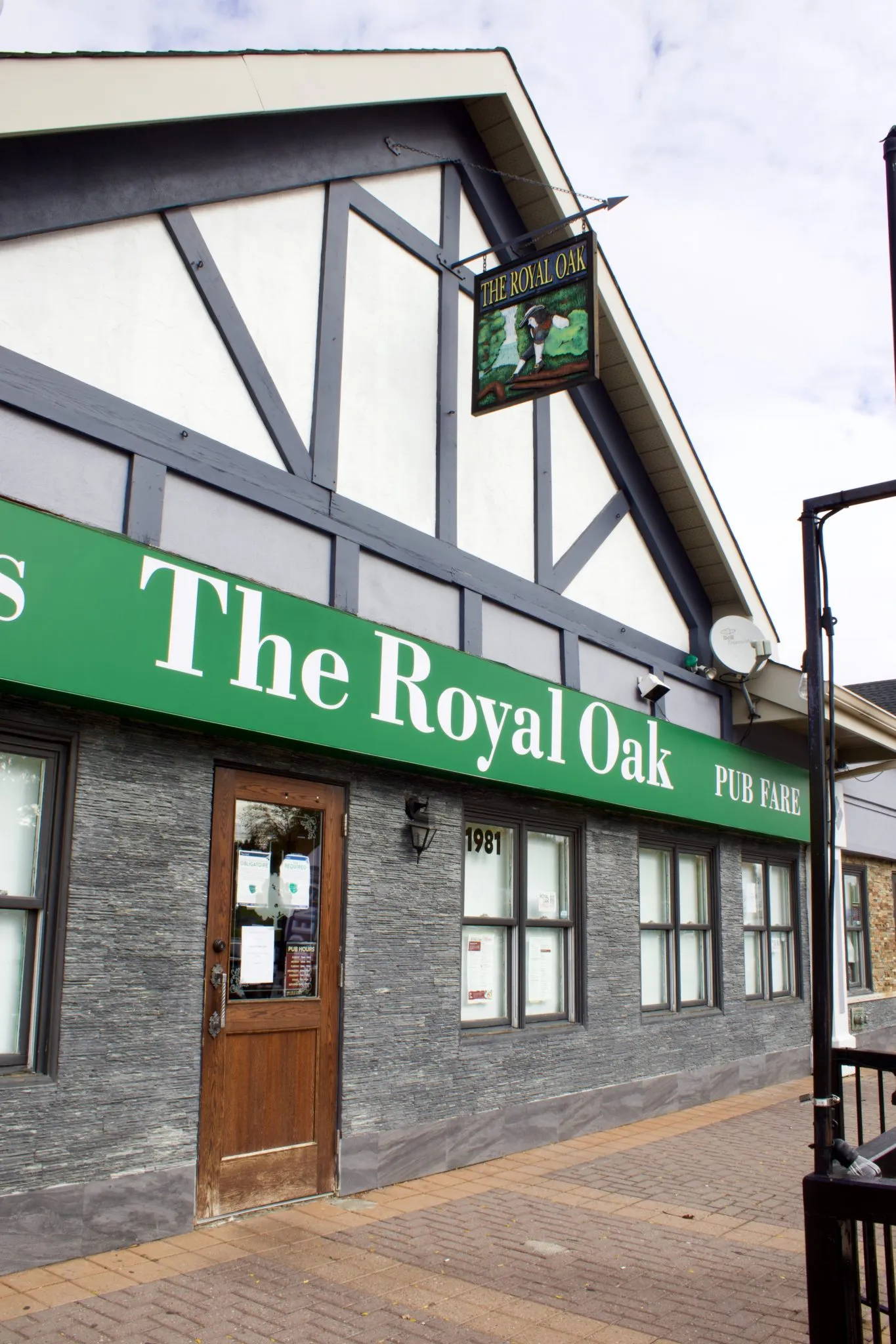 Royal Oak Orleans official branch image