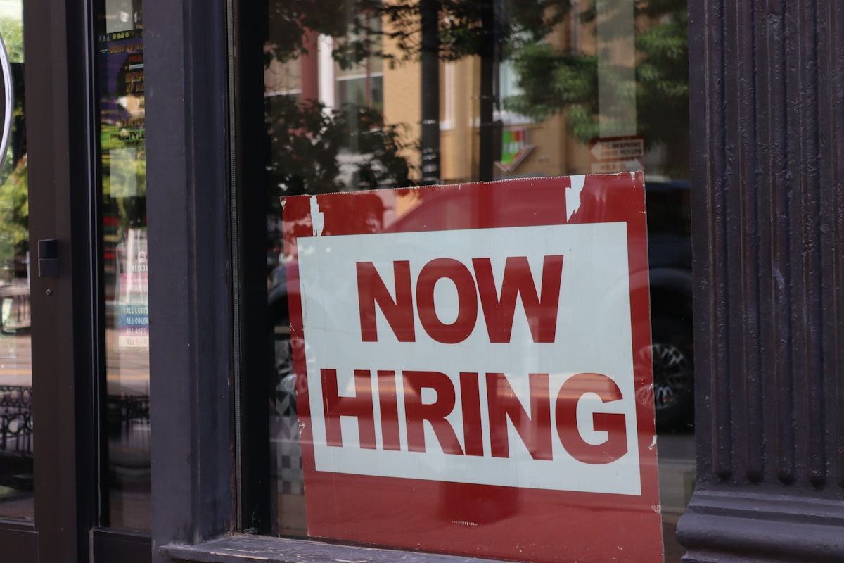 Ontario Salary Transparency Law: What Ottawa Job Seekers Need to Know