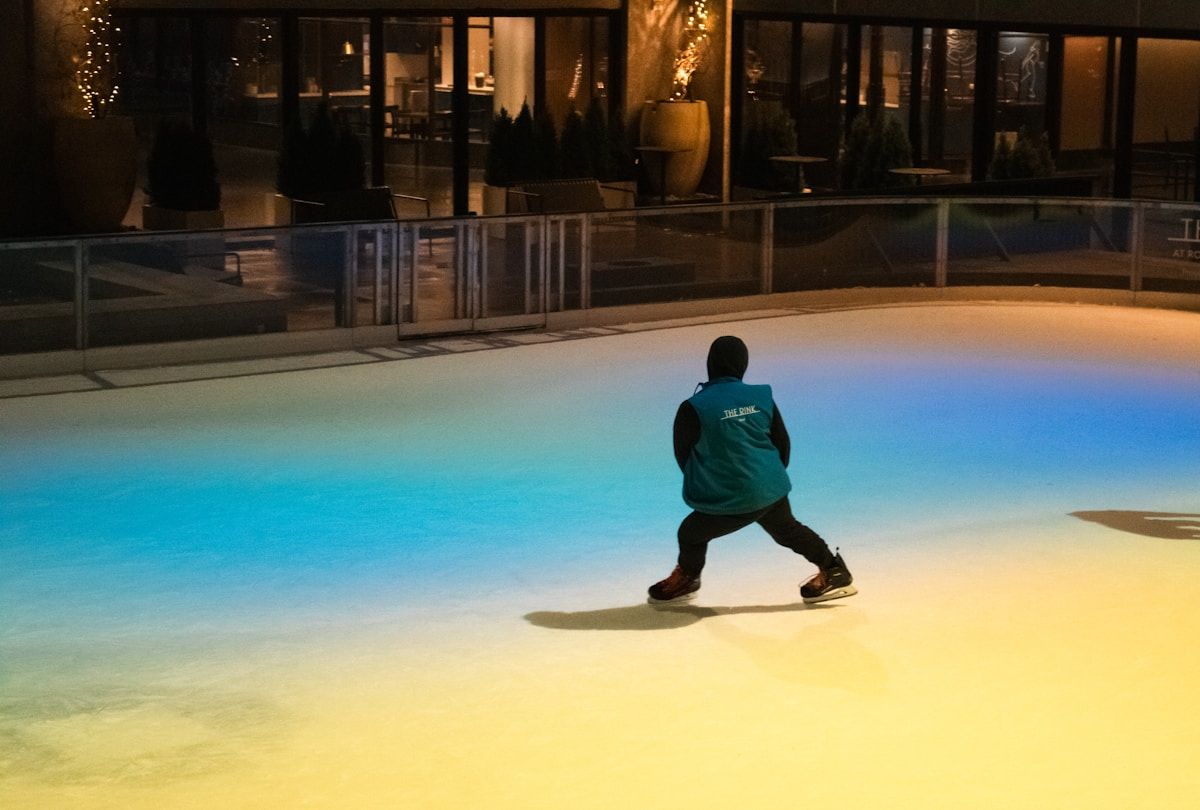 Rideau Canal Skateway 2025: Your Complete Skating Guide