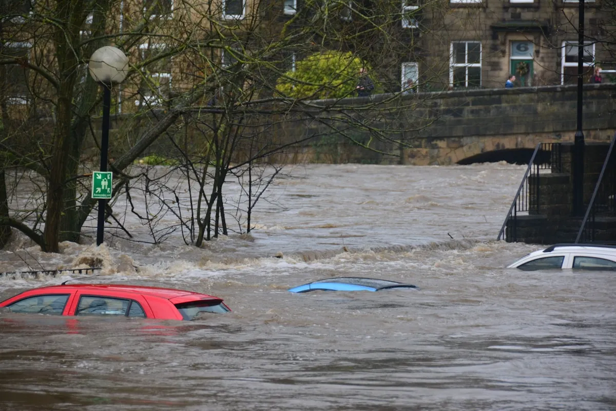 Spring flooding along Ottawa River banks