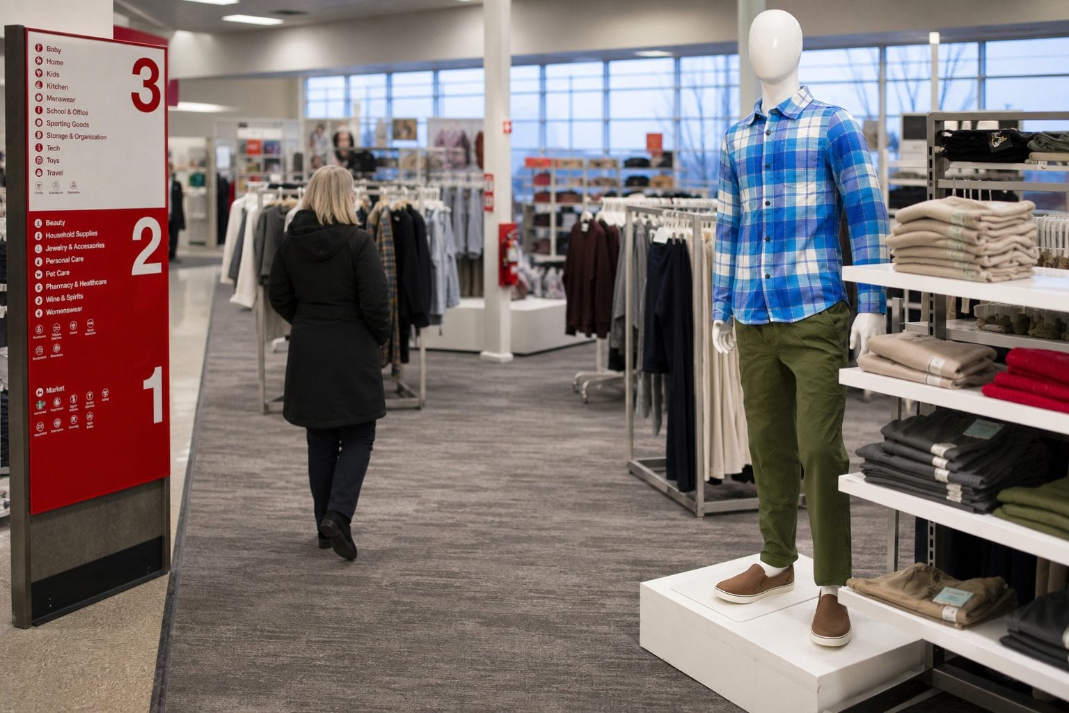 Bayshore anchor stores