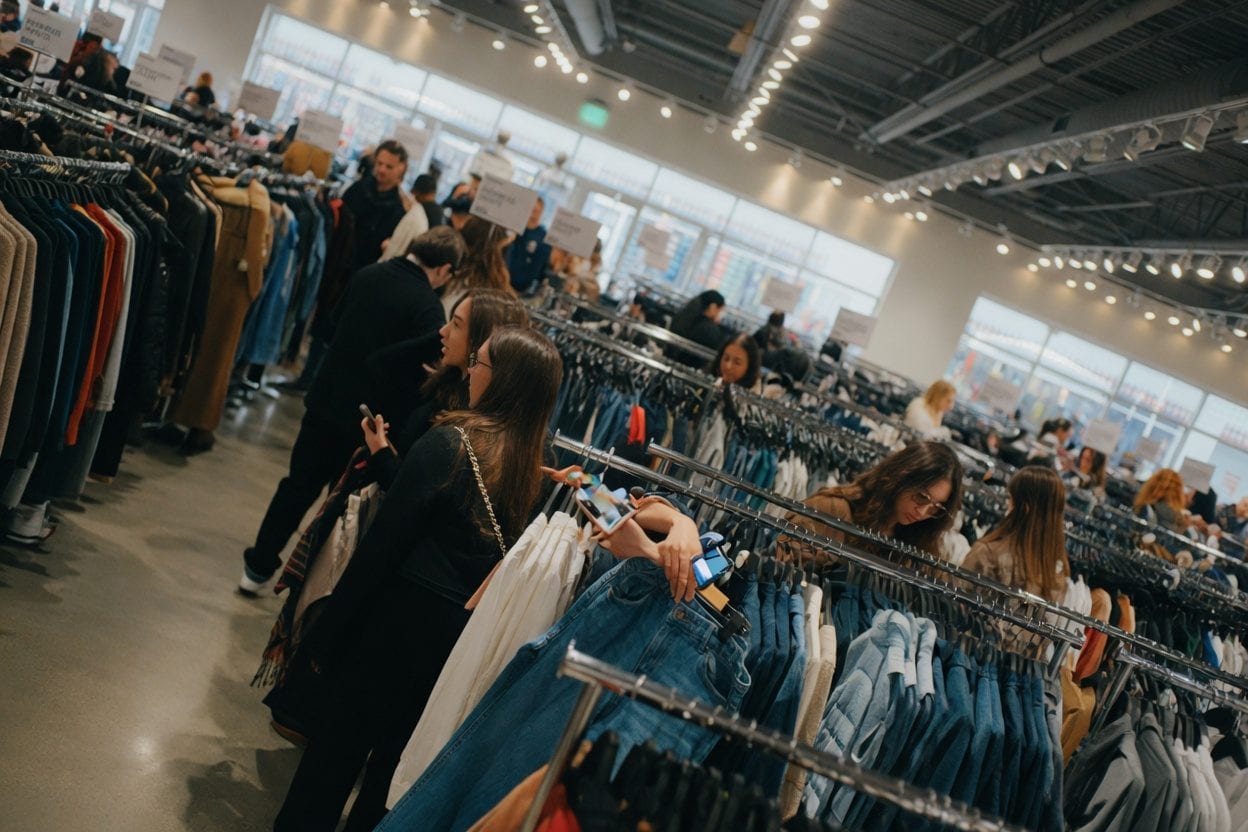 Best stores Bayshore category