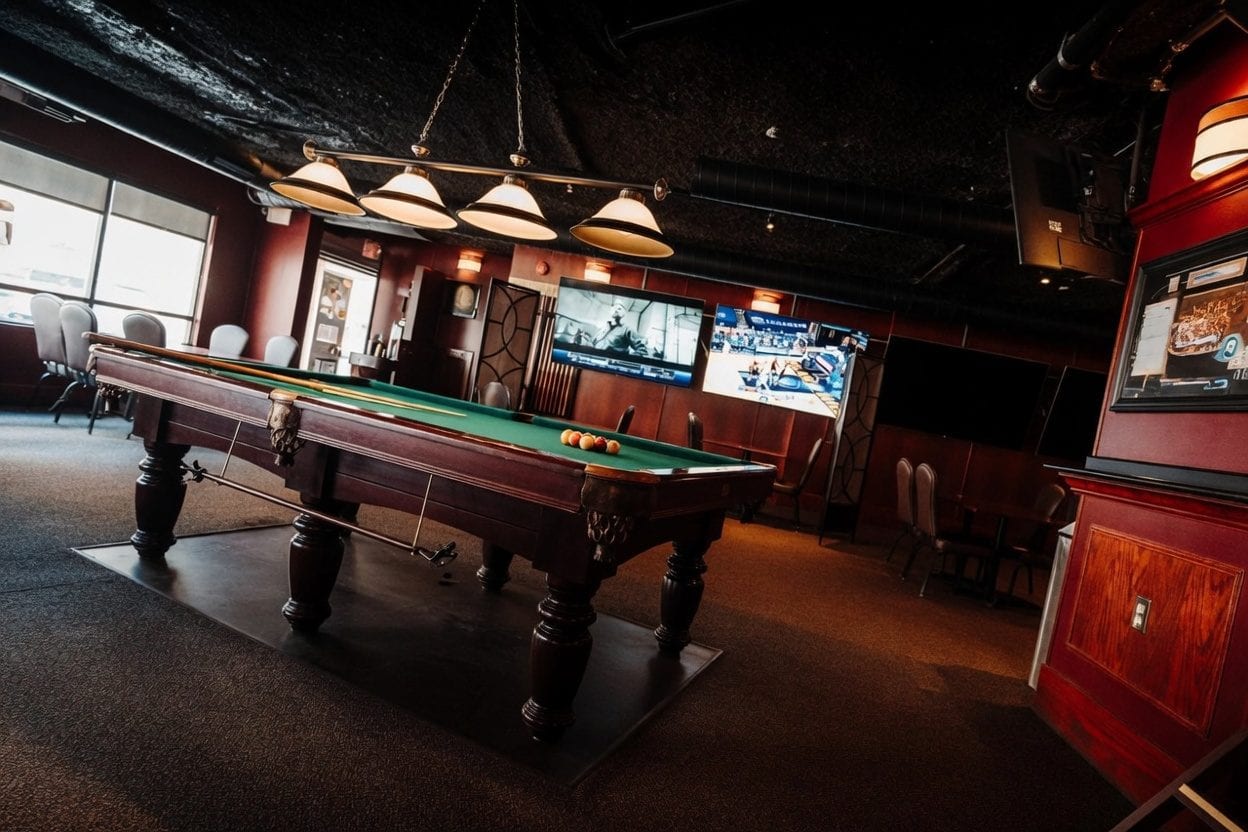 MacLaren's on Elgin interior photo