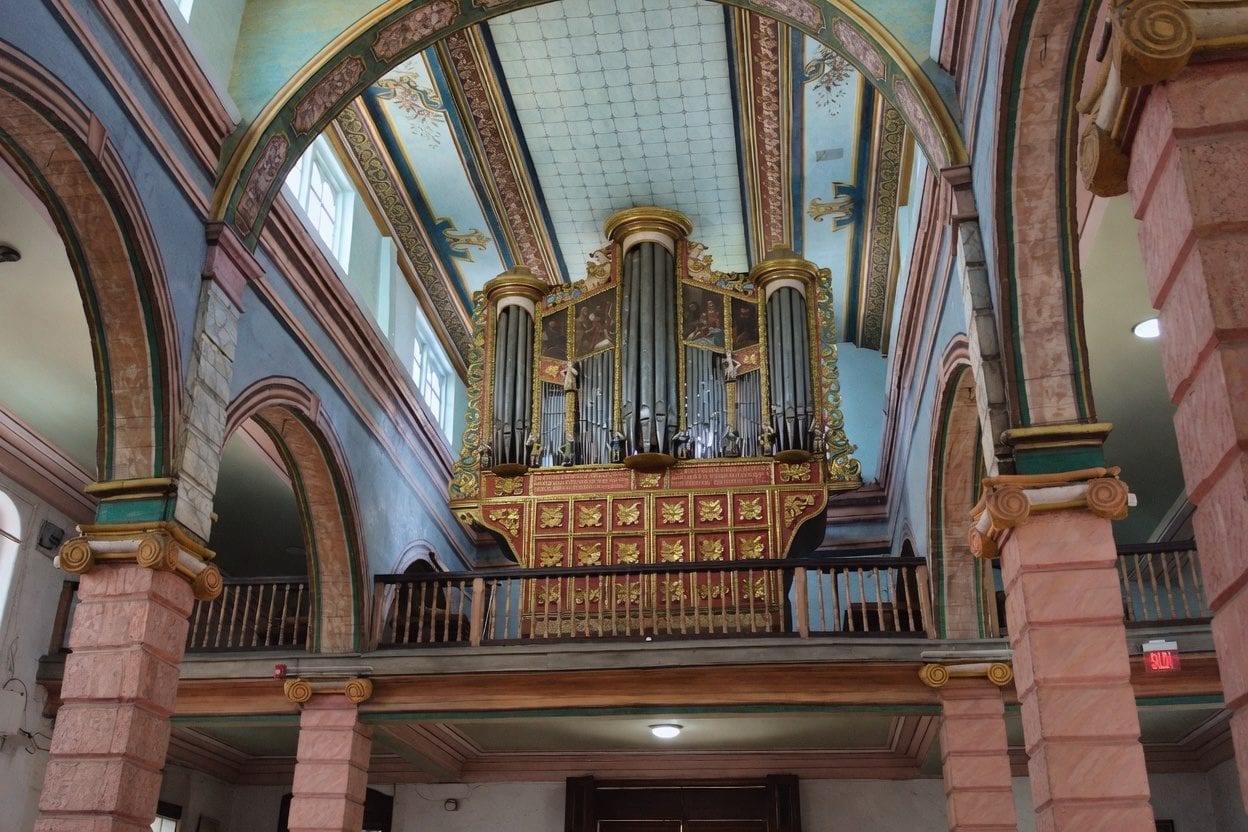 Dominion-Chalmers pipe organ