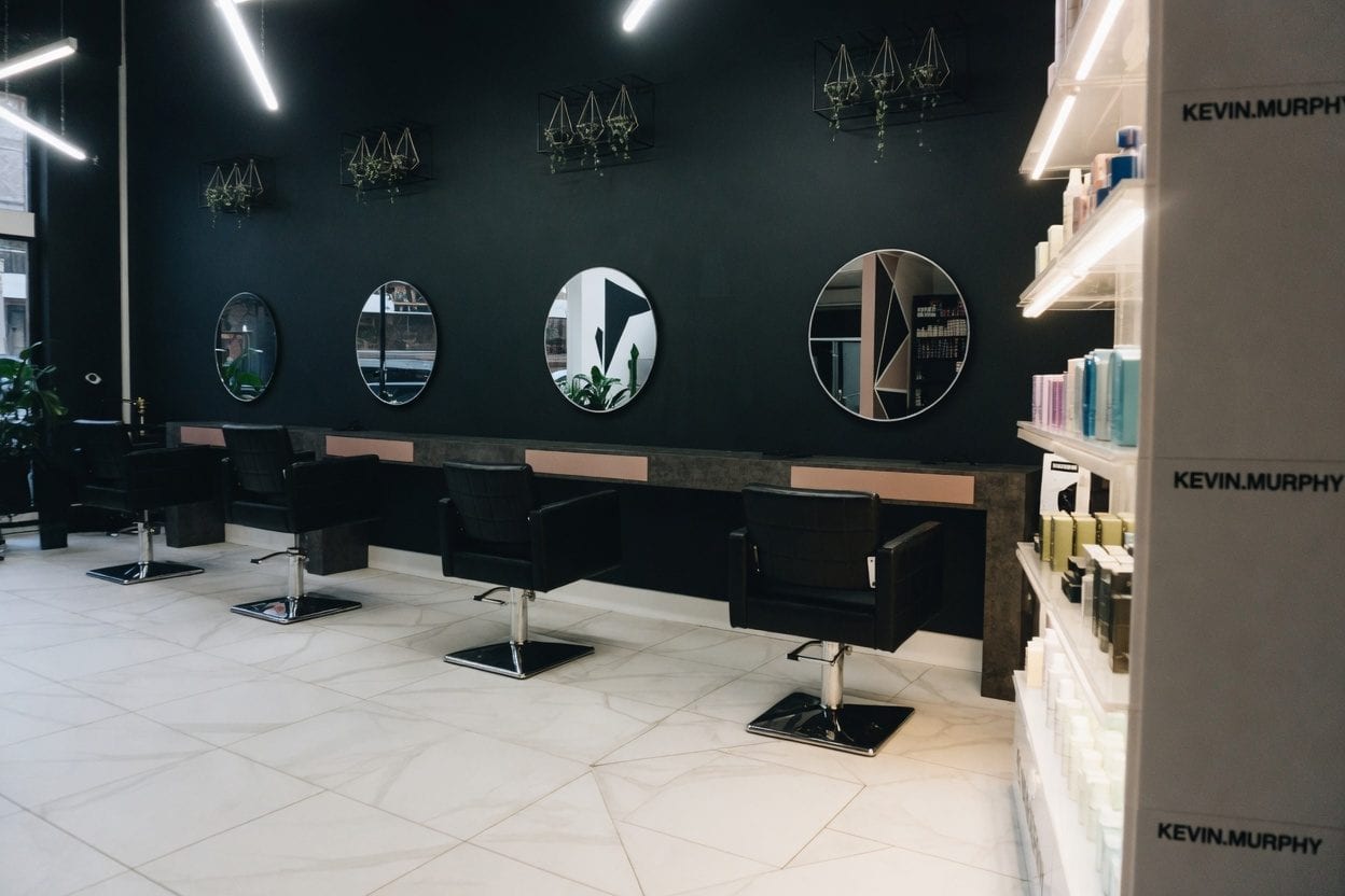 HeadQuarters Ottawa salon and lounge