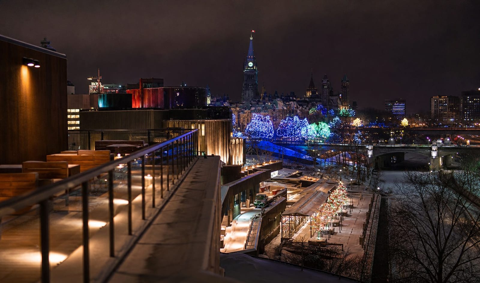 Andaz Ottawa ByWard rooftop