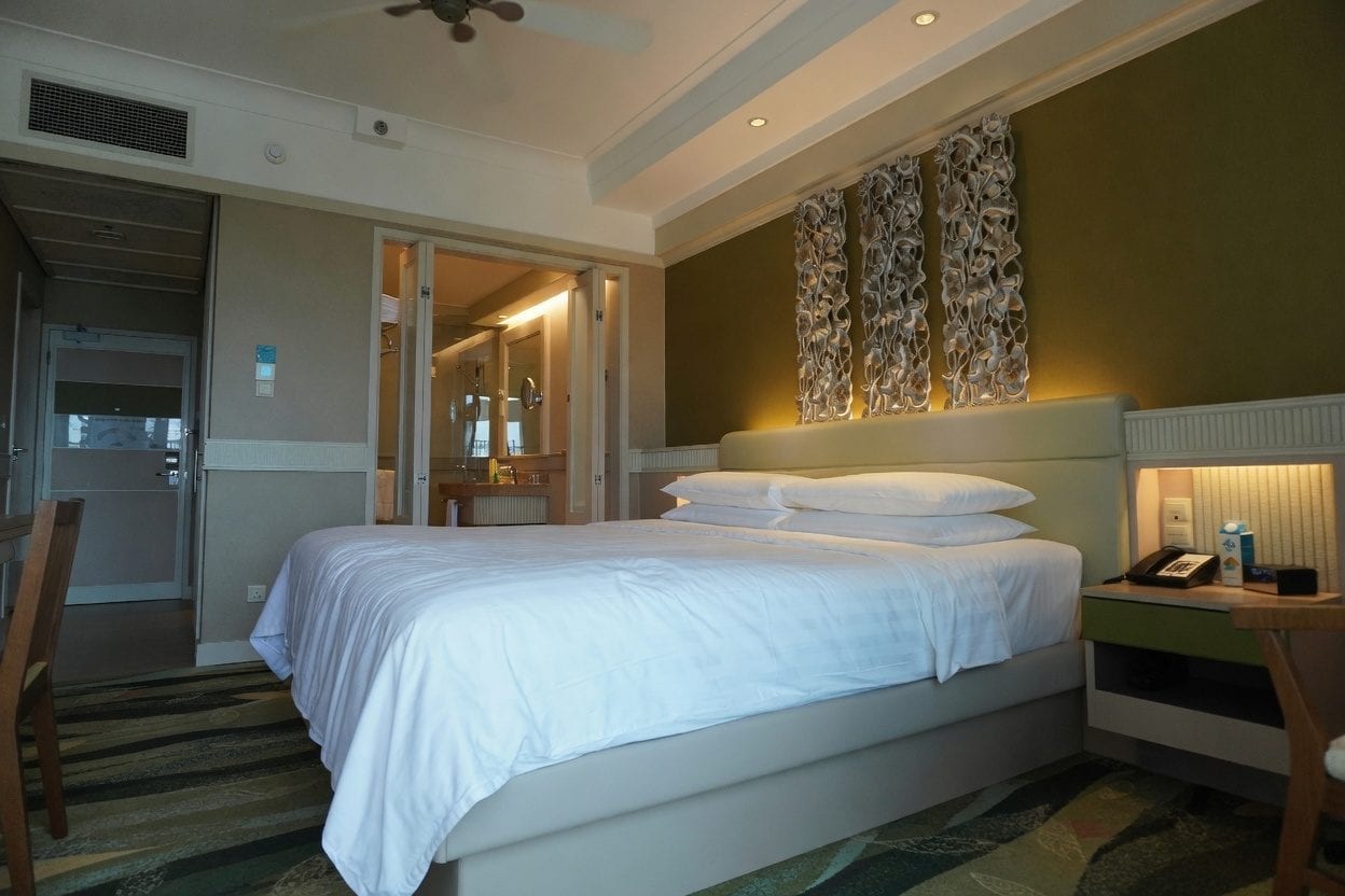 Ottawa hotel comparison