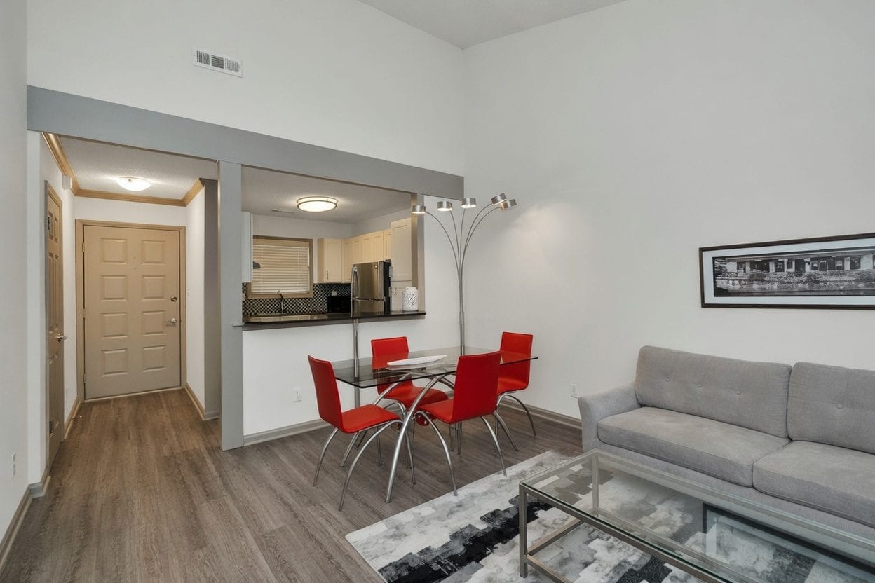 Les Suites Hotel ByWard