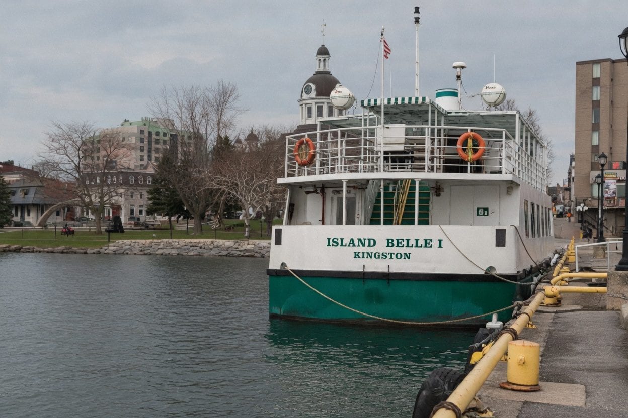 Kingston waterfront, City Hall, and harbour scenery for an Ottawa day trip