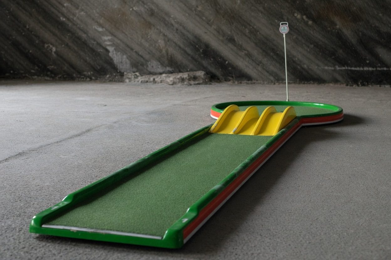 Mini Putt Ottawa: Complete Guide to Mini Golf Courses