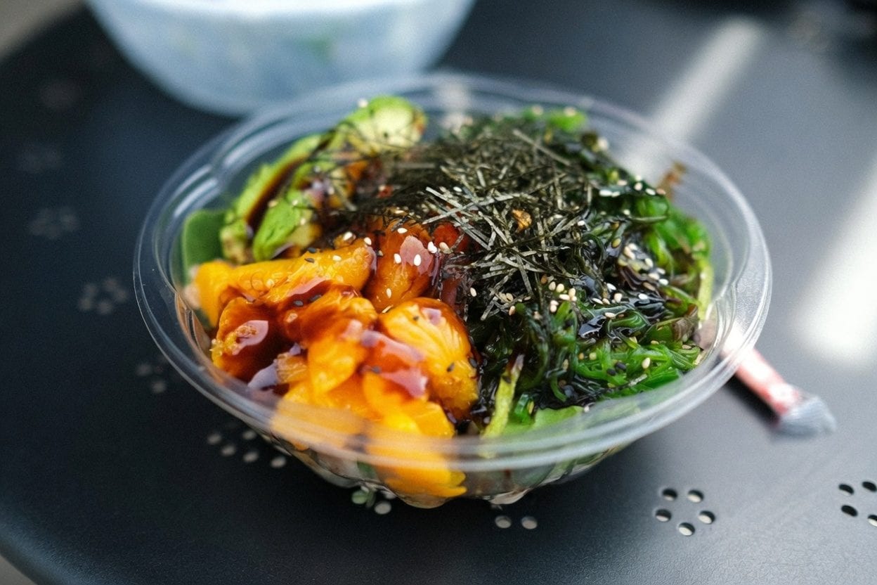 Poke bowl takeaway packaging