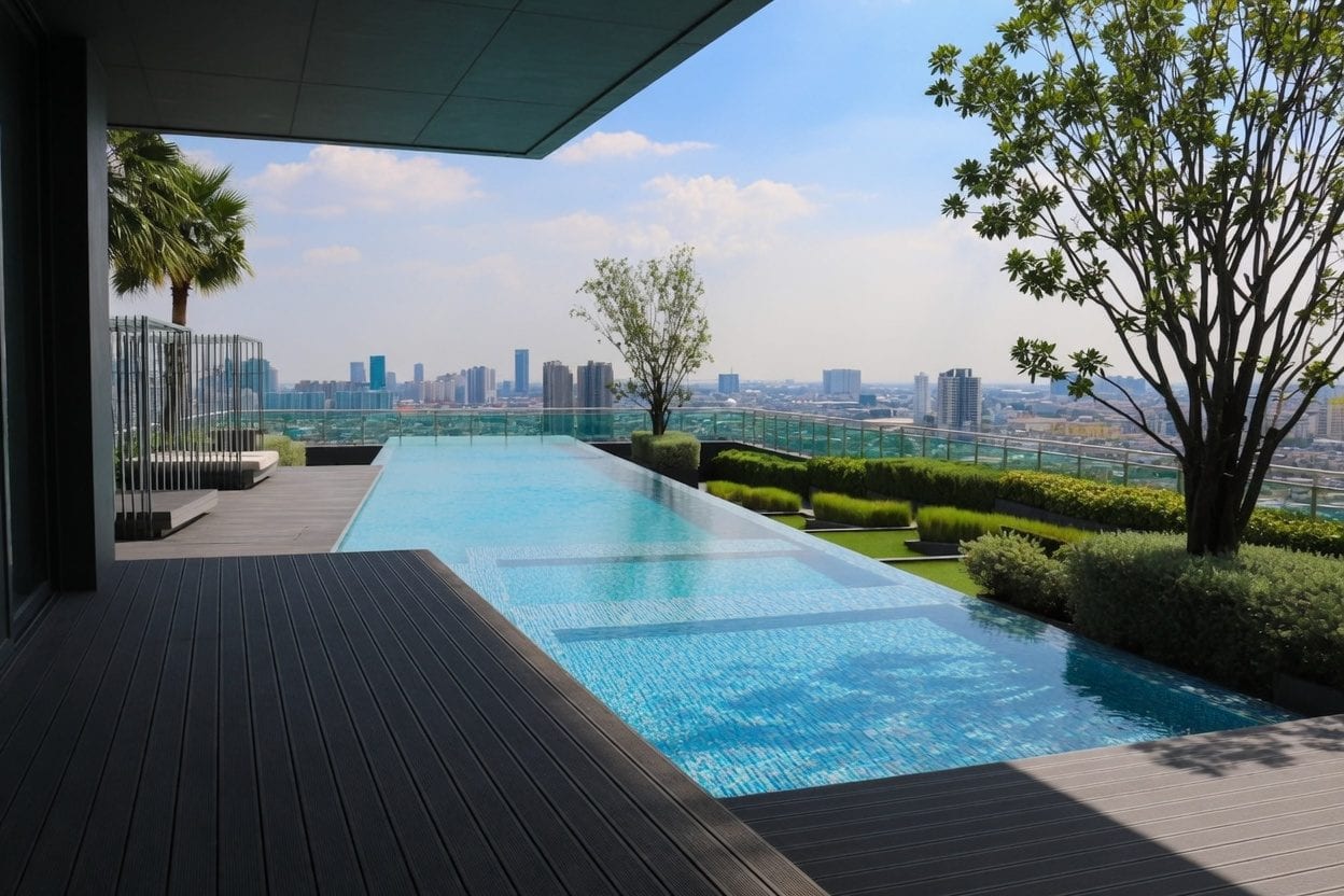 Swimming Pools in Ottawa: Best Indoor and Outdoor Public Pools Guide